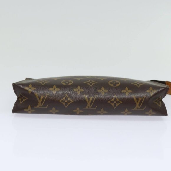 LOUIS VUITTON Monogram Poche Toilette 26 Pouch - Picture 6 of 16